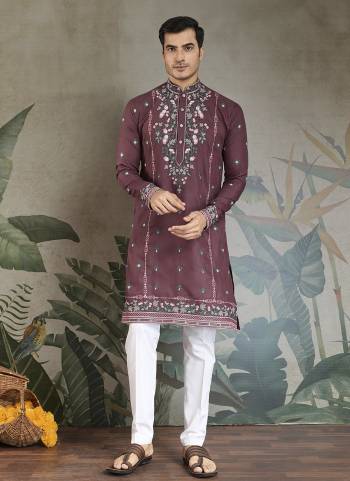 Looking These Party Wear Readymade Kurta Pair in Fine Colored.These Kurta Are Viscose Silk Fabricated on Pair.Its Beautified With Designer Thread,Sequance Embroidery Work.