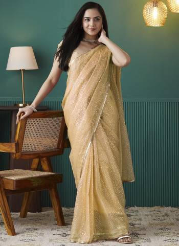 Attractive These Party Wear Ready To Wear Saree in Fine Colored.These Saree Are Organza And Blouse is Organza Fabricated.Its Beautified With Designer Foil Printed With Lace Border.