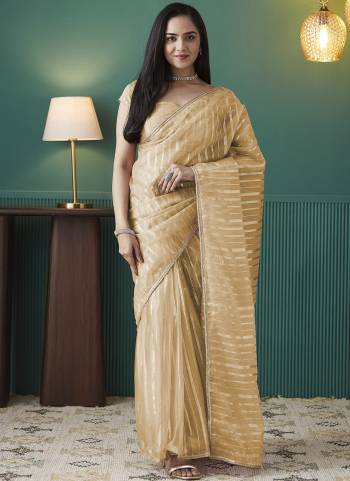 Attractive These Party Wear Ready To Wear Saree in Fine Colored.These Saree Are Organza And Blouse is Organza Fabricated.Its Beautified With Wevon Lining Designer With Lace Border.