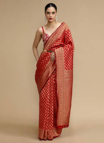 Looking These Party Wear Saree in Fine Colored.These Saree is Fabricated On Lichi Silk Pair With Lichi Silk Blouse.Its Beautified Wevon Jacquard Designer.