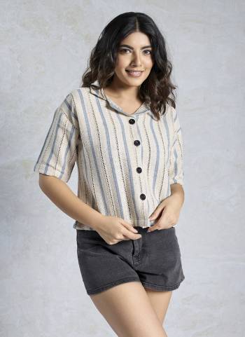 Garb These Beautiful Looking Readymade Crocks Shirt.These Shirt is Fabricated On Knited.Its Beautified With Wevon Designer.