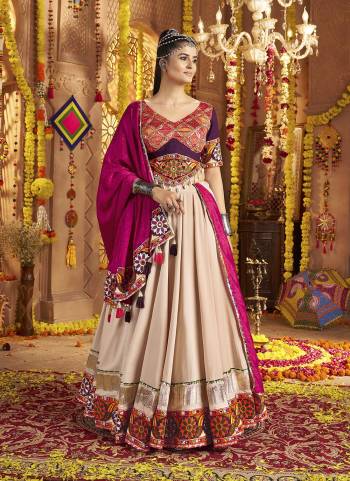 Attrective These Navratri Special Lehenga Choli in Fine Colored.These Lehenga Are Viscose Rayon And Blouse Are Viscose Rayon And Dupatta Are Fabricated On Jacquard Silk.Its Beautified With Designer Embroidery Work.