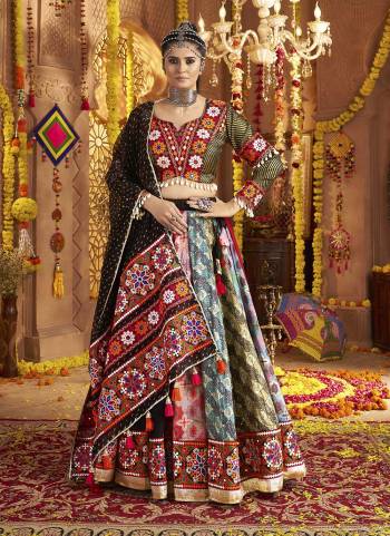 Attrective These Navratri Special Lehenga Choli in Fine Colored.These Lehenga Are Viscose Rayon And Blouse Are Jacquard Silk And Dupatta Are Fabricated On Georgette.Its Beautified With Designer Embroidery Work.
