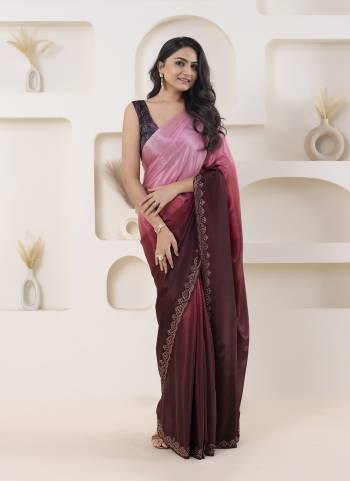 Looking These Party Wear Ready To Wear Saree in Fine Colored.These Saree Are Satin And Blouse is Satin Fabricated.Its Beautified With Pedding Color Designer With Swarovski Border And Printed Blouse.