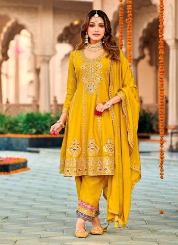 Garb These Party Wear Designer Salwar Suits in Fine Colored Pair With Dupatta.These Top Are Chinon And Dupatta Are Fabricated On Chinon Pair With Chinon Bottom.Its Beautified With Heavy Designer Embroidery Work