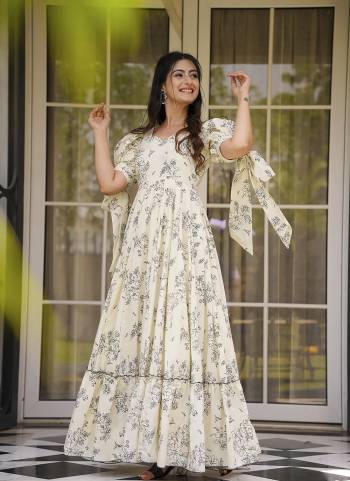 Looking These Beautiful Readymade Long Gown.These Gown Are Rayon is Fabricated.Its Beautified With Designer Digital Printed.