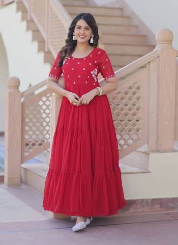  Looking These Beautiful Looking Readymade Long Gown.These Gown is Fabricated On Faux Georgette.Its Beautified With Designer Beads Embroidery Work.