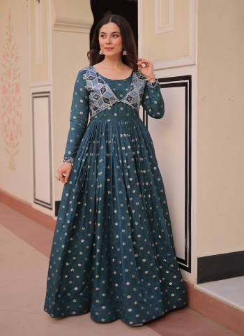 Looking These Beautiful Party Wear Readymade Long Gown.These Gown is Fabricated On Staple Jacquard.Its Beautified With Wevon Designer, Printed.