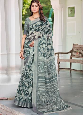 Garb These Fastive Saree in Fine Colored.These Saree Are Linen Cotton And Blouse is Fabricated On Linen Cotton Pair.Its Beautified With Wevon Jari Border With Designer Digital Printed.