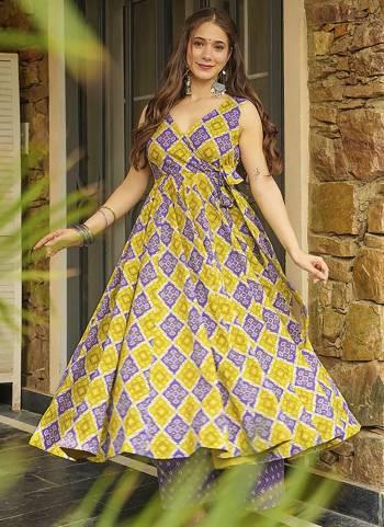Attrective Looking These Beautiful Readymade Anarkali Plazzo Suits.These Top And Bottom is Fabricated On Rayon.Its Beautified With Designer Digital Printed.
