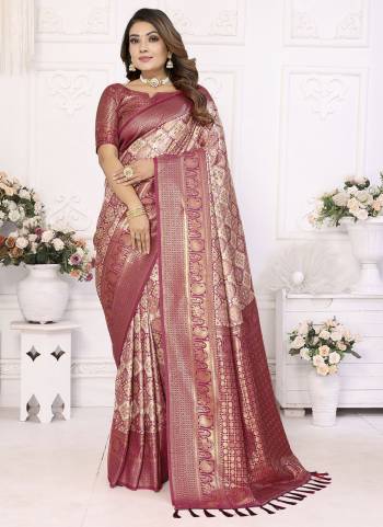Garb These Festivel,Party Wear Saree in Fine Colored.These Saree And Blouse is Fabricated On Banarasi Silk.Its Beautified With Woven Rich Pallu Heavy Designer.