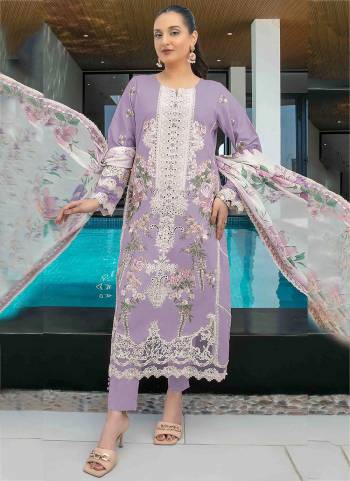 Looking These Designer Suit in Fine Colored Pair With Bottom And Dupatta.These Top Are Cotton And Dupatta Are Fabricated On Organza Pair With Cotton Bottom.Its Beautified With Printed Designer With Embroidery Work.