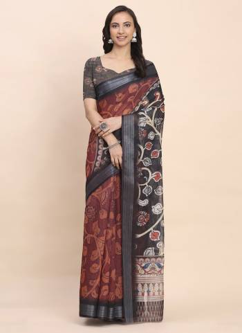 Looking These Fastive And Party Wear Saree in Fine Colored.These Saree And Blouse is Fabricated On Linen Cotton.Its Beautified With Woven Jari Border Designer With Printed.
