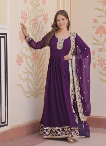 Garb These Beautiful Looking Party Wear Readymade Long Gown With Dupatta.These Gown Are Faux Georgette And Dupatta is Fabricated On Faux Georgette.Its Beautified With Designer Jari,Sequance Embroidery Work.