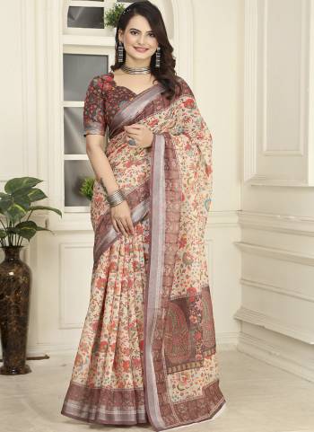 Garb These Fastive Saree in Fine Colored.These Saree Are Linen Cotton And Blouse is Fabricated On Linen Cotton Pair.Its Beautified With Wevon Jari Border With Designer Digital Printed.