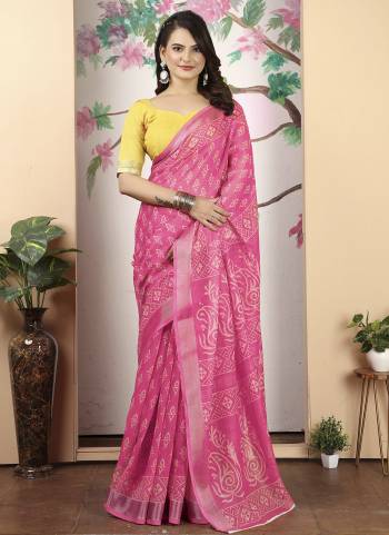 Garb These Fastive Saree in Fine Colored.These Saree Are Linen Cotton And Blouse is Fabricated On Linen Cotton Pair.Its Beautified With Wevon Jari Border With Designer Digital Printed.