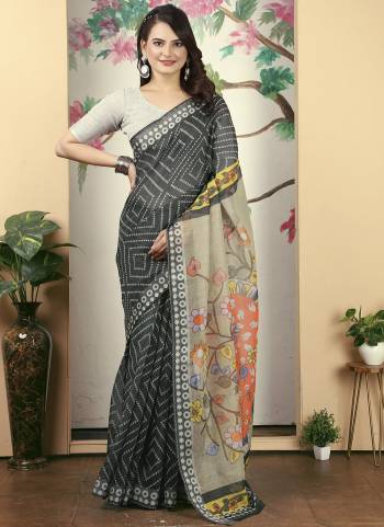Garb These Fastive Saree in Fine Colored.These Saree Are Linen Cotton And Blouse is Fabricated On Linen Cotton Pair.Its Beautified With Wevon Jari Border With Designer Digital Printed.