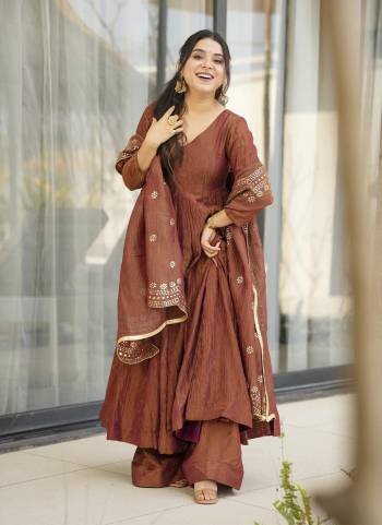 Attractive These Suit in Fine Colored Pair With Bottom And Dupatta.These Top And Bottom Are Fabricated On Chinon Pair With Chinon Dupatta.Its Beautified With Designer Embroidery Work.