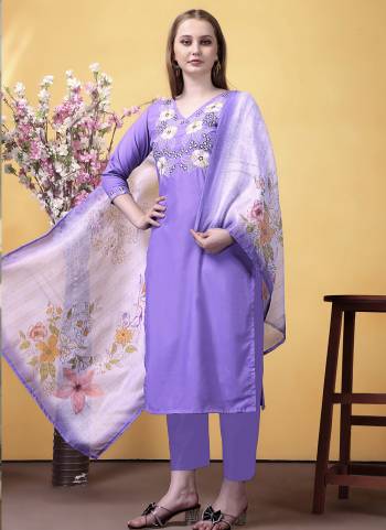 Attractive These Suit in Fine Colored Pair With Bottom And Dupatta.These Top And Bottom Are Fabricated On Rayon Pair With Chanderi Dupatta.Its Beautified With Designer Embroidery Work,Printed.