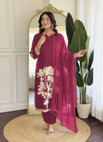 Attractive These Suit in Fine Colored Pair With Bottom And Dupatta.These Top And Bottom Are Fabricated On Viscose Rayon Pair With Nazmin Dupatta.Its Beautified With Designer Printed.