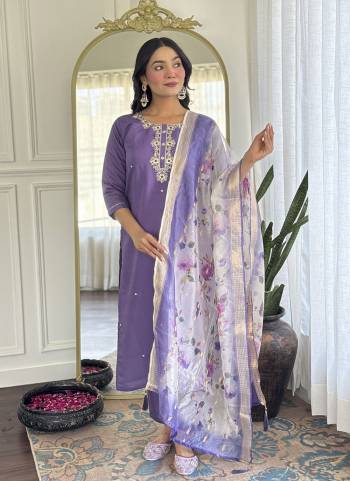 Attractive These Suit in Fine Colored Pair With Bottom And Dupatta.These Top And Bottom Are Fabricated On Rayon Pair With Jacquard Dupatta.Its Beautified With Designer Embroidery Work,Printed.