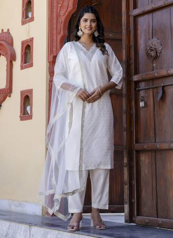 Attractive These Beautiful Readymade Suits With Dupatta.These Suit is Fabricated On Top Are Chanderi Silk And Bottom Are Silk And Net Dupatta .Its Beautified With Designer Embroidery Work.