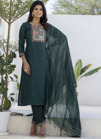 Attractive These Beautiful Readymade Suits With Dupatta.These Suit is Fabricated On Top Are Cotton Blend And Bottom Are Cotton Blend And Chanderi Dupatta .Its Beautified With Designer Embroidery Work.