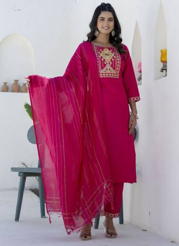 Attractive These Beautiful Readymade Suits With Dupatta.These Suit is Fabricated On Top Are Cotton Blend And Bottom Are Cotton Blend And Chanderi Dupatta .Its Beautified With Designer Embroidery Work.