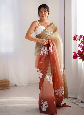 Looking These Party Wear Saree in Fine Dual Shaded Colored.These Saree Are Crunchy Crush And Blouse is Satin Silk Fabricated.Its Beautified With Pedding Color Printed With Designer Dual Sequance Embroidery Work.