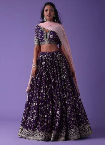 For A Designer Look,Grab These Lehenga Choli in Fine Colored.These Lehenga And Blouse Are Fabricated On Georgette Pair With Dupatta Are Georgette.Its Beautified With Designer Sequance,Jari Embroidery Work.