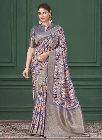 Look Attrective These Designer Party Wear Saree in Fine Colored.These Saree Are Tussar Silk And Blouse Tussar Silk is Fabricated.Its Beautified Woven Jacquard Pallu Border Desiger With Digital Printed.