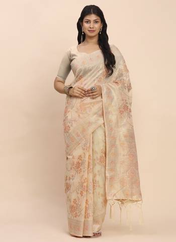 Garb These Fastive And Party Wear Saree in Fine Colored.These Saree And Blouse is Fabricated On Linen Cotton.Its Beautified With Heavy Woven Jacquard Designer.