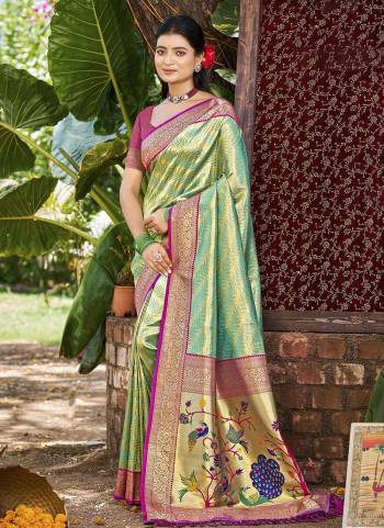 Garb These Fastive And Party Wear Saree in Fine Colored.These Saree And Blouse is Fabricated On Kanjivaram Silk.Its Beautified With Woven Jacquard Designer.