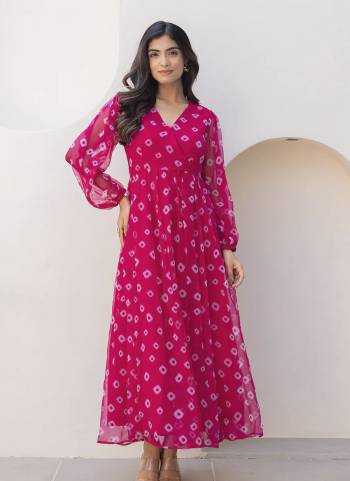 Attrective Looking These Beautiful Readymade Long Kurti.These Kurti Are Faux Georgette Fabricated.Its Beautified With Designer Digital Printed.