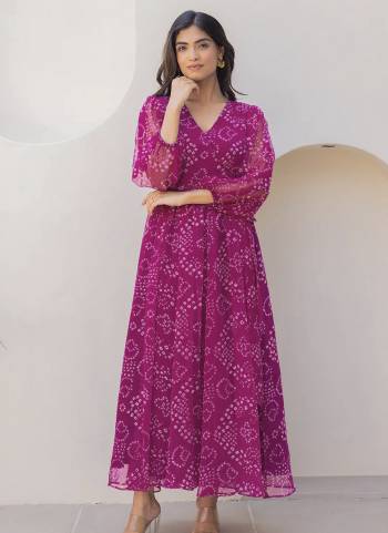 Attrective Looking These Beautiful Readymade Long Kurti.These Kurti Are Faux Georgette Fabricated.Its Beautified With Designer Digital Printed.