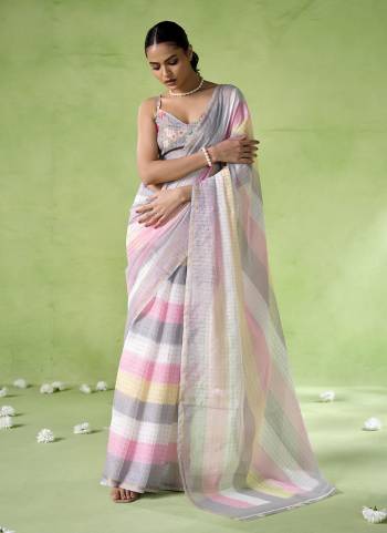 Attractive These Fancy Party Wear Saree in Fine Colored.These Saree Are Cotton Blend And Blouse is Fabricated On Art Silk Pair.Its Beautified With Disigner Printed Saree.