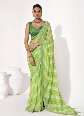 Attractive These Fancy Party Wear Saree in Fine Colored.These Saree Are Georgette And Blouse is Fabricated On Art Silk Pair.Its Beautified With Disigner Printed Saree.