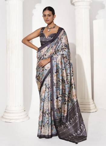 Attractive These Fancy Party Wear Saree in Fine Colored.These Saree Are Silk Blend And Blouse is Fabricated On Art Silk Pair.Its Beautified With Disigner Printed Saree.