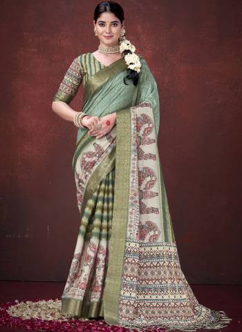 Look Attractive These Designer Party Wear Saree in Fine Colored.These Saree Are Habotai Silk And Blouse Habotai Silk is Fabricated.Its Beautified Woven Jacquard Pallu Border Desiger With Digital Printed.