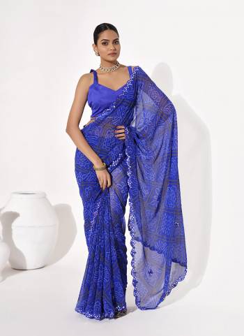 Attractive These Fancy Party Wear Saree in Fine Colored.These Saree Are Georgette And Blouse is Fabricated On Art Silk Pair.Its Beautified With Disigner Printed Saree.