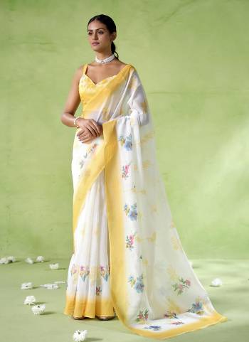 Attractive These Fancy Party Wear Saree in Fine Colored.These Saree Are Silk Blend And Blouse is Fabricated On Silk Blend Pair.Its Beautified With Disigner Printed Saree.