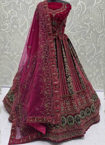 For A Fancy Designer Look,Grab These Lehenga Choli With 2 Dupatta in Fine Colored.These Lehenga And Choli Are Velvet And Dupatta Are Fabricated On Soft Net & Velvet Pair.Its Beautified With Designer Sequance,Mirrar,Dori,Jari Embroidery With Diamond Work. 