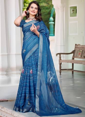 Garb These Fastive Saree in Fine Colored.These Saree Are Linen Cotton And Blouse is Fabricated On Linen Cotton Pair.Its Beautified With Wevon Jari Border With Designer Digital Printed.