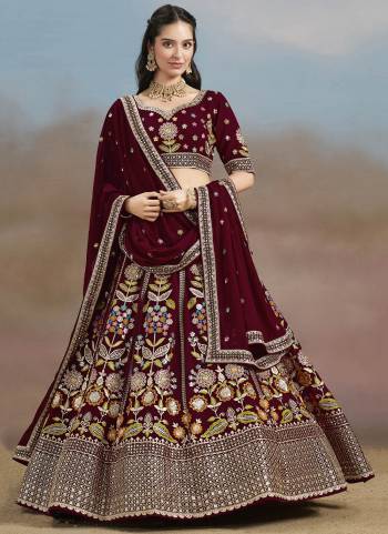 For A Designer Look,Grab These Lehenga Choli in Fine Colored.These Lehenga Are Georgette And Blouse Are Fabricated On Georgette Pair With Dupatta Are Georgette.Its Beautified With Designer Multy Thread,Dori,Jari,Sequance Embroidery Work.