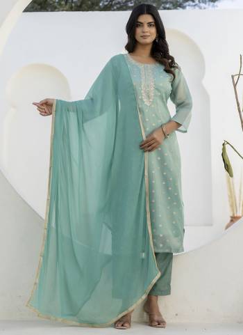 Attractive These Beautiful Readymade Suits With Dupatta.These Suit is Fabricated On Top Are Chanderi Silk And Bottom Are Silk And Nazneen Dupatta .Its Beautified With Designer Embroidery Work.
