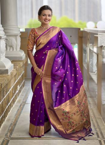 Attrective These Party Wear Saree in Fine Colored.These Saree And Blouse is Fabricated On Paithani Silk.Its Beautified With Weaving Jacquard Jari Designer.
