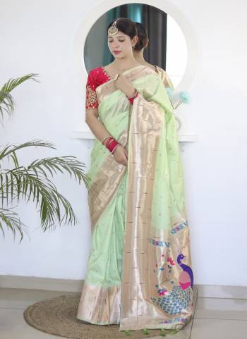 Garb These Party Wear Saree in Fine Colored.These Saree Are Paithani Silk And Blouse is Fabricated On Art Silk.Its Beautified With Weaving Jacquard Designer With Embroidery Work Blouse.