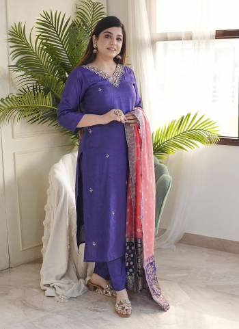 Looking These Suit in Fine Colored Pair With Bottom And Dupatta.These Top Are Vichitra And Bottom Are Fabricated On Vichtra Pair With Jacquard Dupatta.Its Beautified With Designer Embroidery Work.