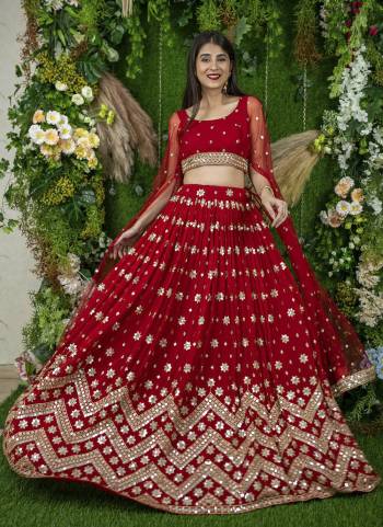 For A Designer Look,Grab These Lehenga Choli in Fine Colored.These Lehenga Are Georgette And Blouse Are Fabricated On Soft Net Pair With Dupatta Are Soft Net.Its Beautified With Designer Jari,Sequance Embroidery Work.