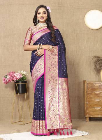 Garb These Party Wear Saree in Fine Colored.These Saree And Blouse is Fabricated On Soft Silk.Its Beautified With Weaving Jacquard Designer.
